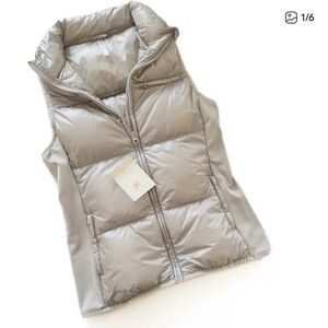 Fabletics Womens Small Elliot Gray Packable Puffer Vest Jacket New Running